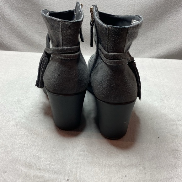 Crocs gray leather wedge booties size 10 - Picture 4 of 6